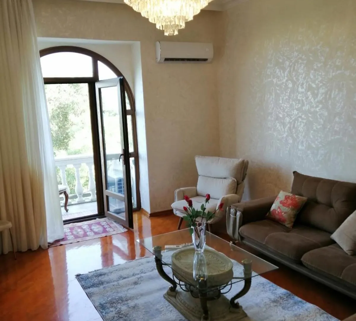 Gates Of Baku Apartment